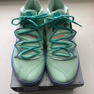 SQUIDWARD LTD. EDITION KYRIE 5 NIKE SNEAKERS 7.5